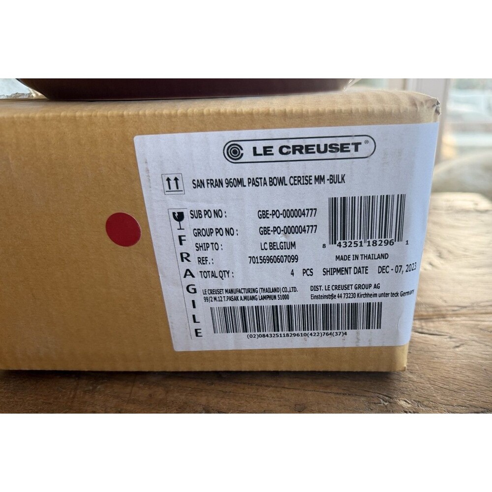 Le Creuset Stoneware Set of 4 8.5 " 1 qt San Francisco Pasta Bowls Cerise NEW - Picture 8 of 8